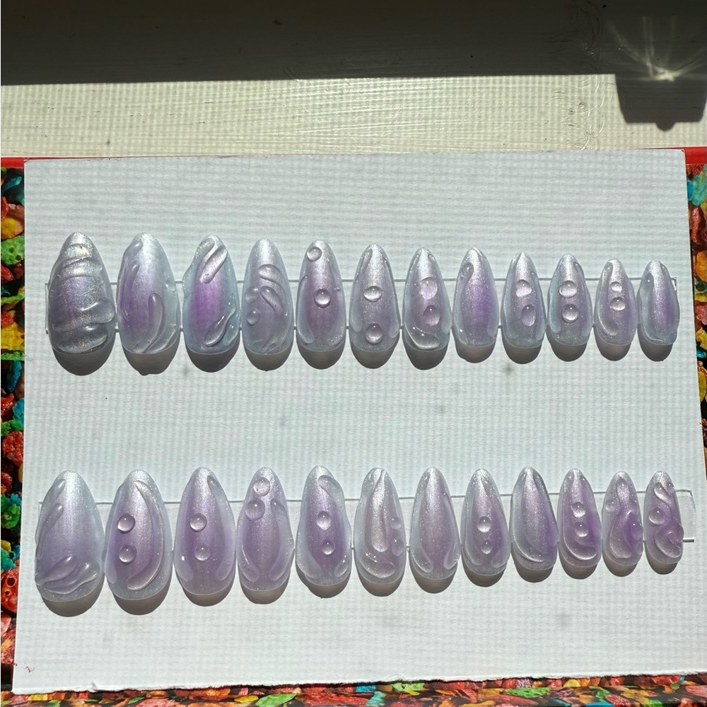 Iridescent Purple Press-On Nails
